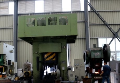 Sichuan Qingjiang Machinery Co., Ltd. ligne de production du fabricant